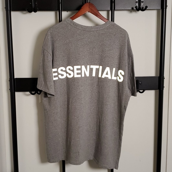 Fear of God: Essentials 3M Logo Boxy Tee - Picture 6 of 7